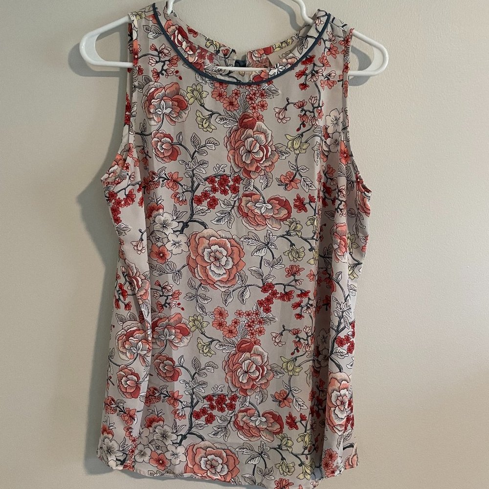 LOFT sleeveless floral blouse Medium